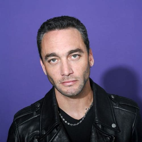 Photo de l'artiste Jean Baptiste Guegan